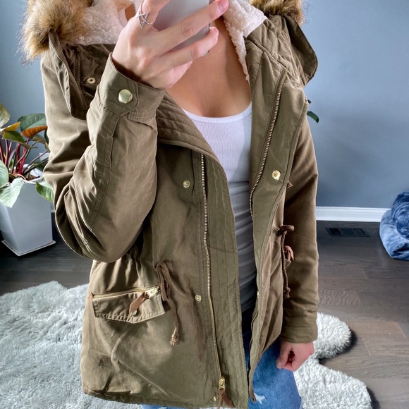 🏷Olivia Olive Coat - Picture 2 of 5